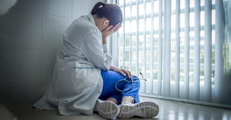 Transtornos Depressivos como Causa de Absenteísmo entre Profissionais da Saúde Pública em Sergipe