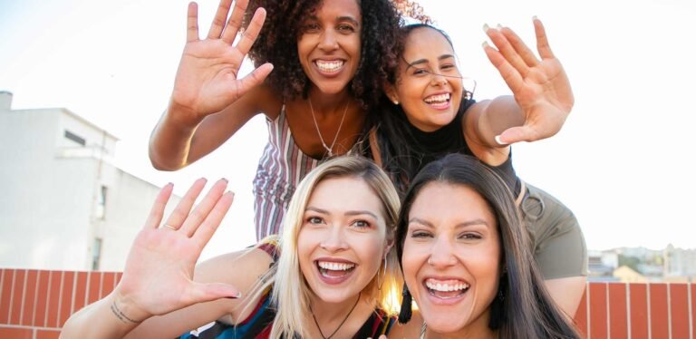 Mulheres extraordinárias: uma celebração repleta de risos e realizações