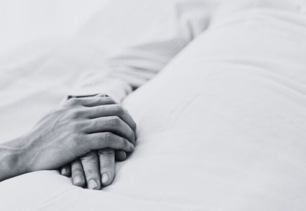 Entre o direito de viver e o direito de morrer: uma reflexão necessária